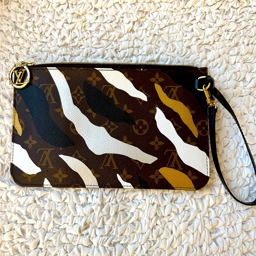 LV NeverFull Pouchette
